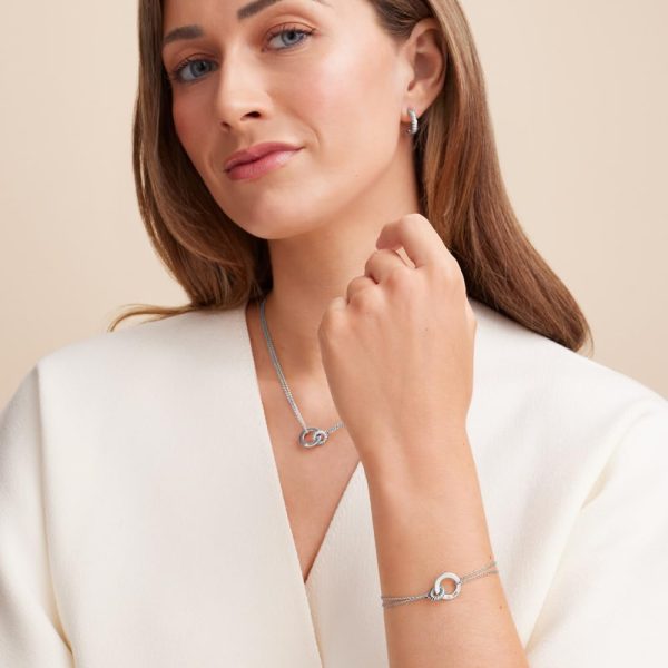 MYKA Personalized Grace Interlocking Bracelet with Diamond - Dainty Gift - Image 3