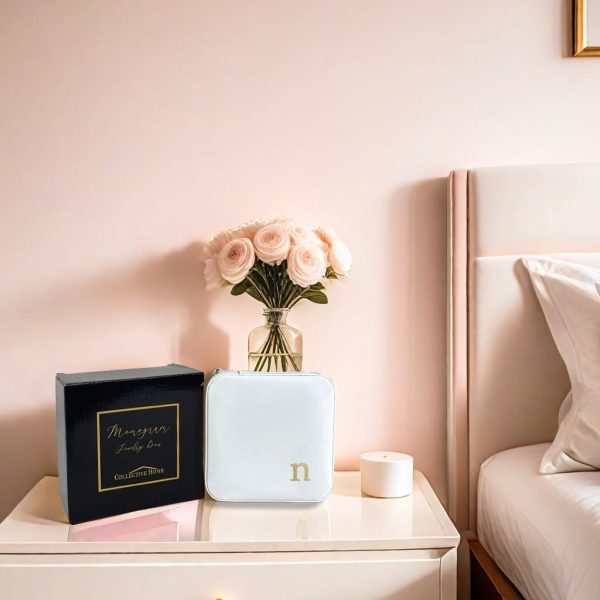 COLLECTIVE HOME - Travel Jewelry Case, Elegant Square Design with Gold - Image 4