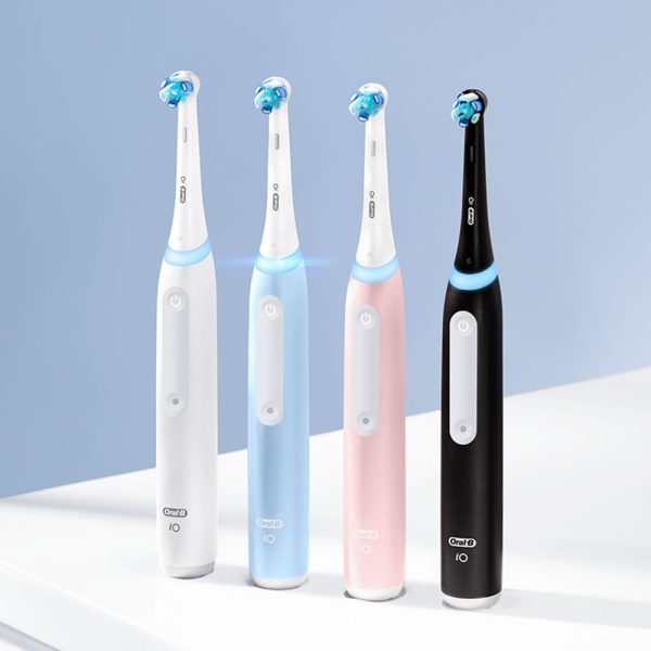 Oral-B iO Deep Clean Rechargeable Electric Powered Toothbrush, Black with - Image 5