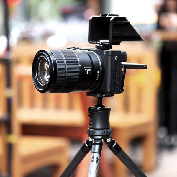 UURig Vlog Selfie Flip Screen for Mirrorless Camera for Sony A7R3 A7III - Image 4