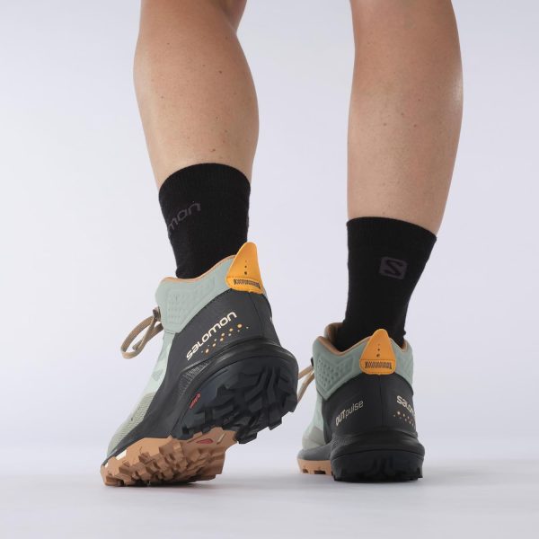 Salomon Women's OUTPULSE Mid Gore-Tex Hiking Boot - Image 7
