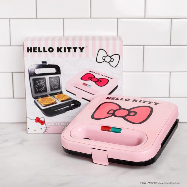 Uncanny Brands Hello Kitty Grilled Cheese Maker- Panini Press and Compact - Image 5