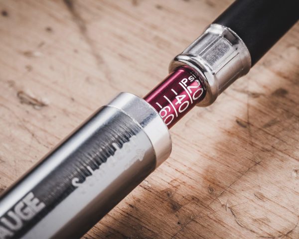 Pro Bike Tool Mini Bike Pump with Gauge, Presta and Schrader Valve - Image 5
