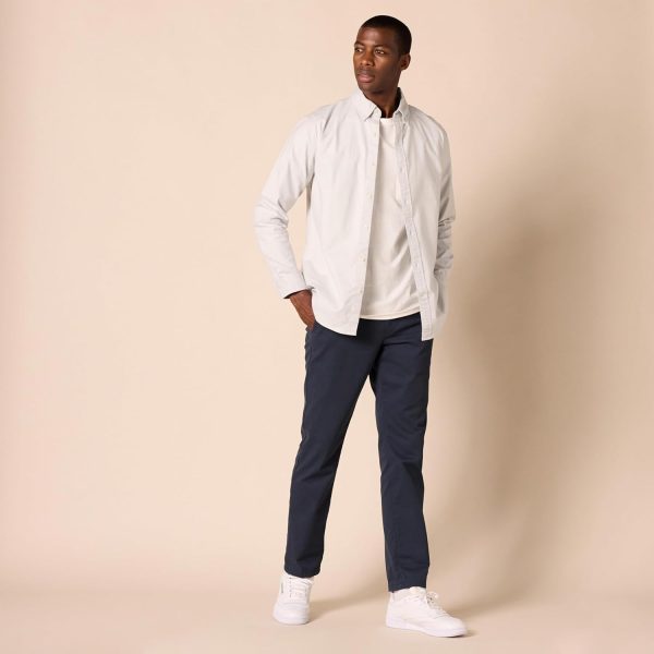 Amazon Essentials Men's Long-Sleeve Regular-Fit Stretch Oxford Shirt - Image 5