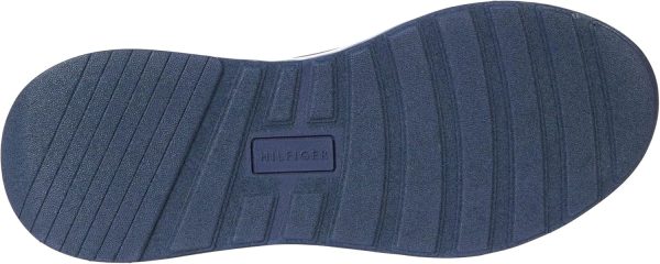 Tommy Hilfiger Women's Arizel Sneaker - Image 3