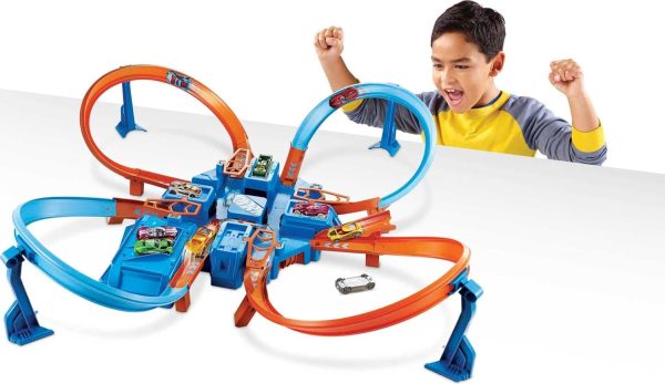 Hot Wheels Toy Car Track Set, Criss Cross Crash with 1:64 Scale Vehicle, - Image 3