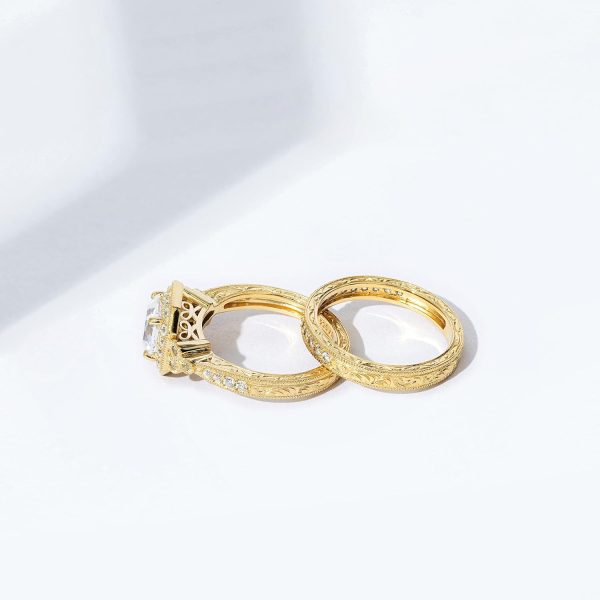 Amazon Essentials Platinum or Gold Plated Sterling Silver Antique Ring set - Image 4
