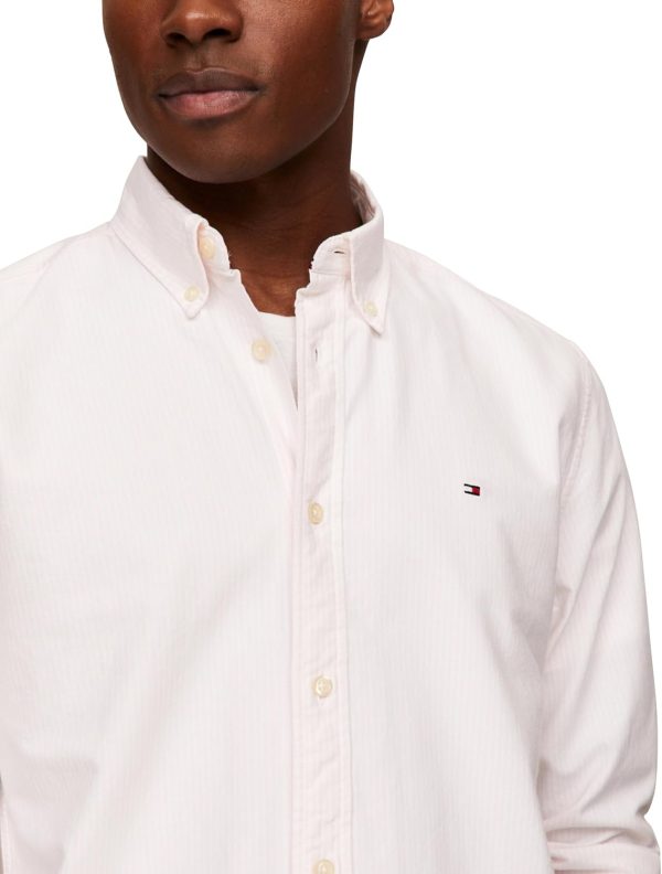 Tommy Hilfiger Men's Long Sleeve Button Down Oxford Shirt in Regular Fit - Image 3