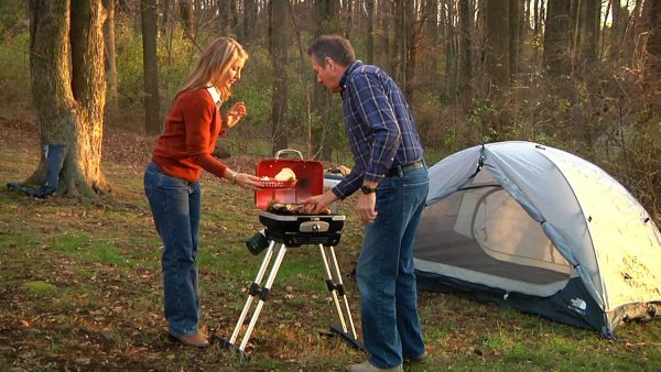 Cuisinart CGG-180 Petit Gourmet Portable Gas Grill with VersaStand, Red - Image 4