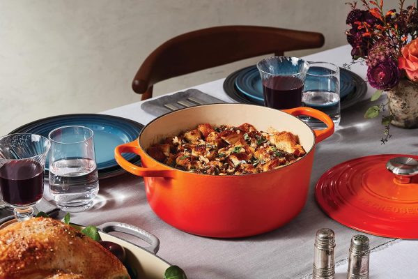Le Creuset Enameled Cast Iron Signature Round Dutch Oven with Lid, 5.5 - Image 7