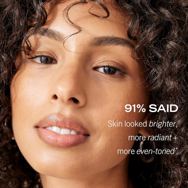 First Aid Beauty - Facial Radiance Pads with Gycloic & Lactic Acids – Daily - Image 5