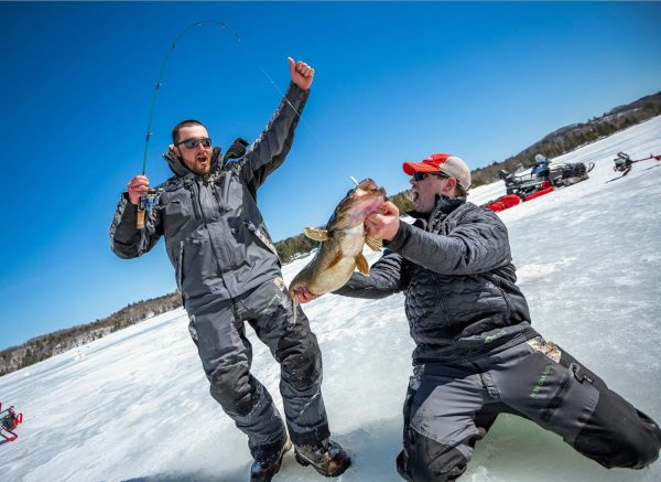 Shakespeare Ugly Stik GX2 Ice Fishing Reel & Rod Combo - Image 6