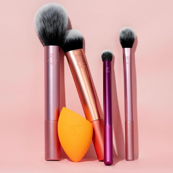 Real Techniques 5 Piece Everyday Essentials Makeup Brush Set, 4 Brushes & - Image 16