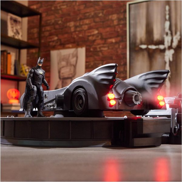 DC Comics, Official 1989 Batmobile RC, Exclusive Batman Figure, Limited - Image 7