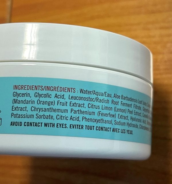 First Aid Beauty - Facial Radiance Pads with Gycloic & Lactic Acids – Daily - Image 8