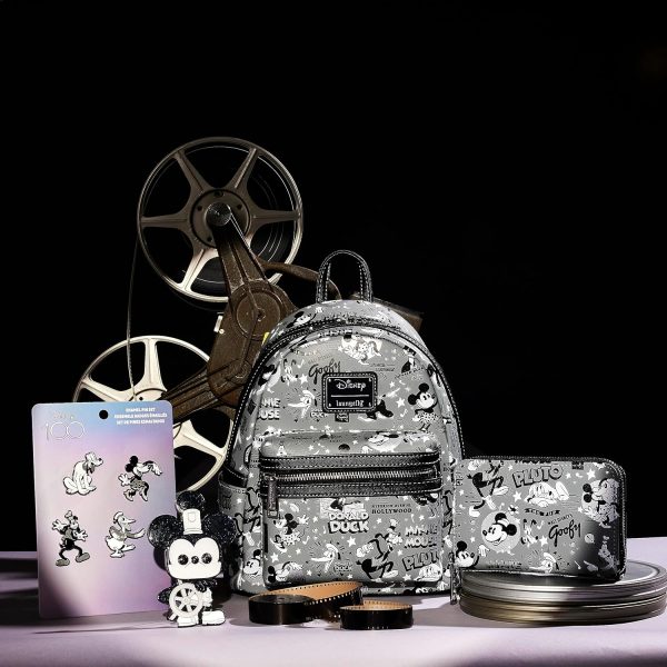 Loungefly Disney 100 Pop! Pin: Black and White Vault - Steamboat Willie - Image 7