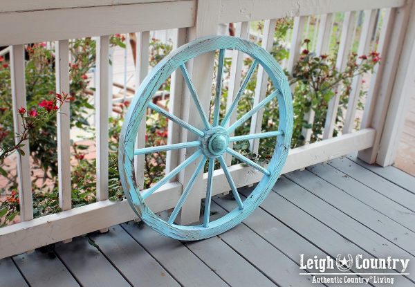 Leigh Country TX 93932 Blue Wash Wagon Wheel, 30 Inch - Image 3