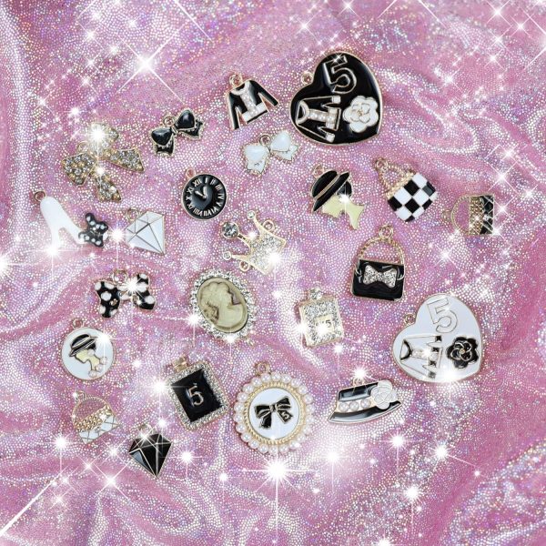 Lot of Bling Designer Decoration Charms, Luxury Fashion Trendy Rhinestone - Image 3