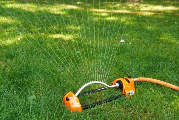 Dramm Nozzle Jets, Red 15001 ColorStorm Premium Metal Oscillating Sprinkler - Image 2
