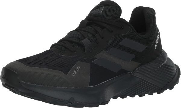 trail running shoes