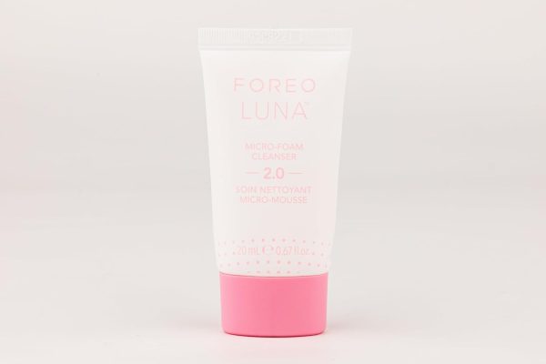 FOREO LUNA Micro-Foam Face Cleanser 2.0 - Face Wash - Pore Minimizer - All - Image 8
