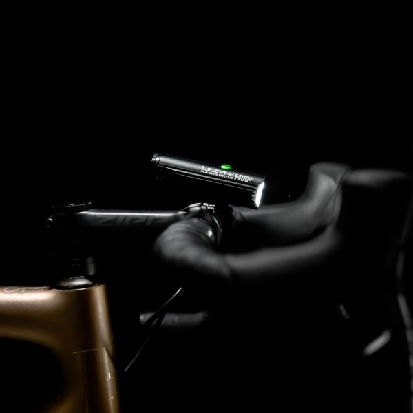 LEZYNE Macro Drive Bicycle USB Rechargeable IPX7 Waterproof 3 White LED - Image 7