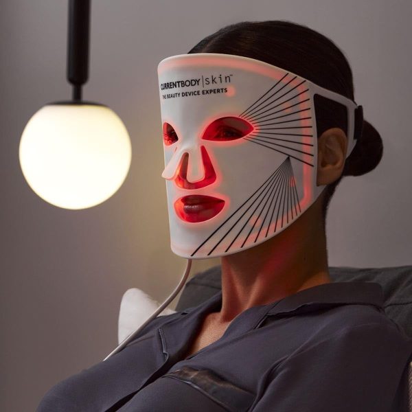 CurrentBody Skin LED Light Therapy Face Mask | Red Light Therapy Treatment - Image 4