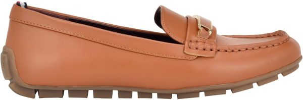 Tommy Hilfiger Women's Kyria Loafer - Image 5