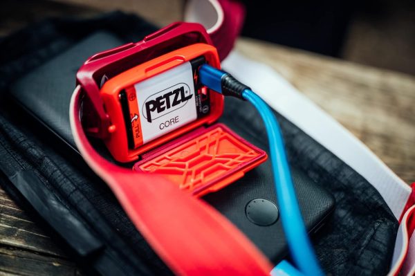 PETZL Actik, Compact Multifunction Compact Front Lamp, Blue, U, - Image 7