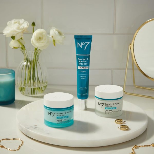 No7 Protect & Perfect Intense Advanced Fragrance-Free Day Cream SPF 30 - - Image 8