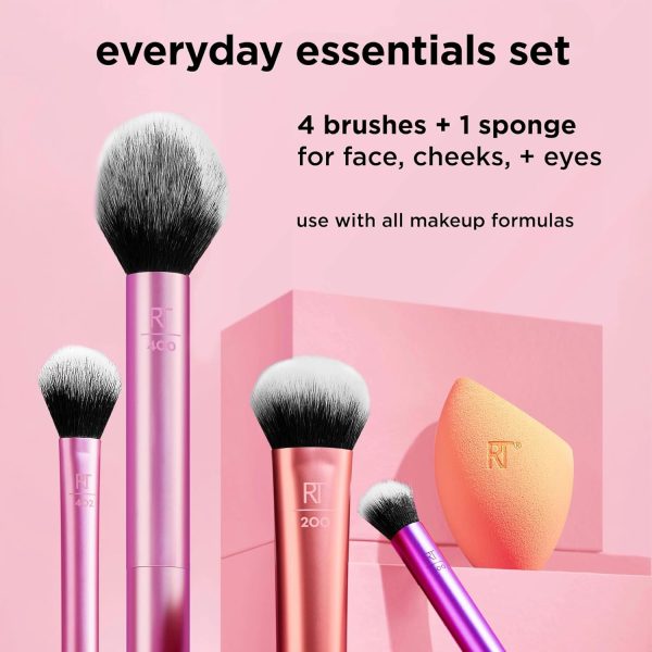 Real Techniques 6 Piece Everyday Essentials Makeup Brush Set, Includes 4 - Image 3