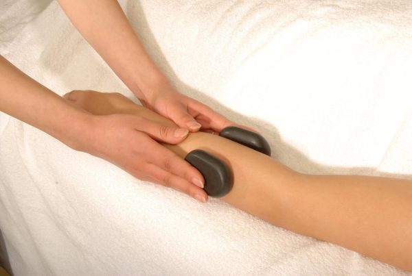 Master Massage 60-Piece Deluxe Hot Stone Set Including Basalt Volcano - Image 5