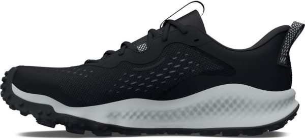 trail running shoes