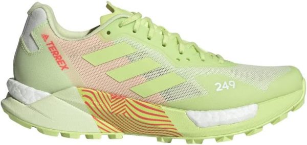 trail running shoes